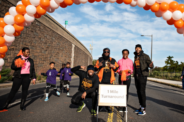 Freeway standing with Kidney Walk participants at 1 mile turnaround