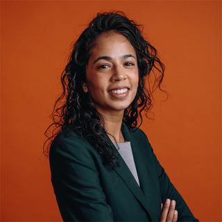 Dr. Samira Farouk Headshot