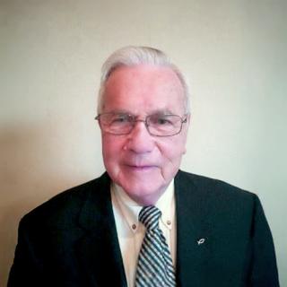 Dr. Alan R. Hull Headshot