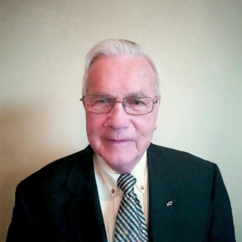 Dr. Alan R. Hull Headshot