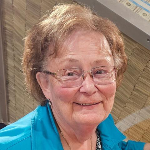 mary-kay-hensley-lifetime-achievement-award.jpg