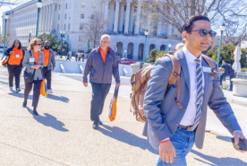 Five kidney advocates walking by DC capitol