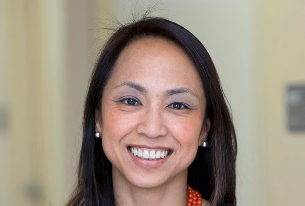 Michele Estrella Headshot